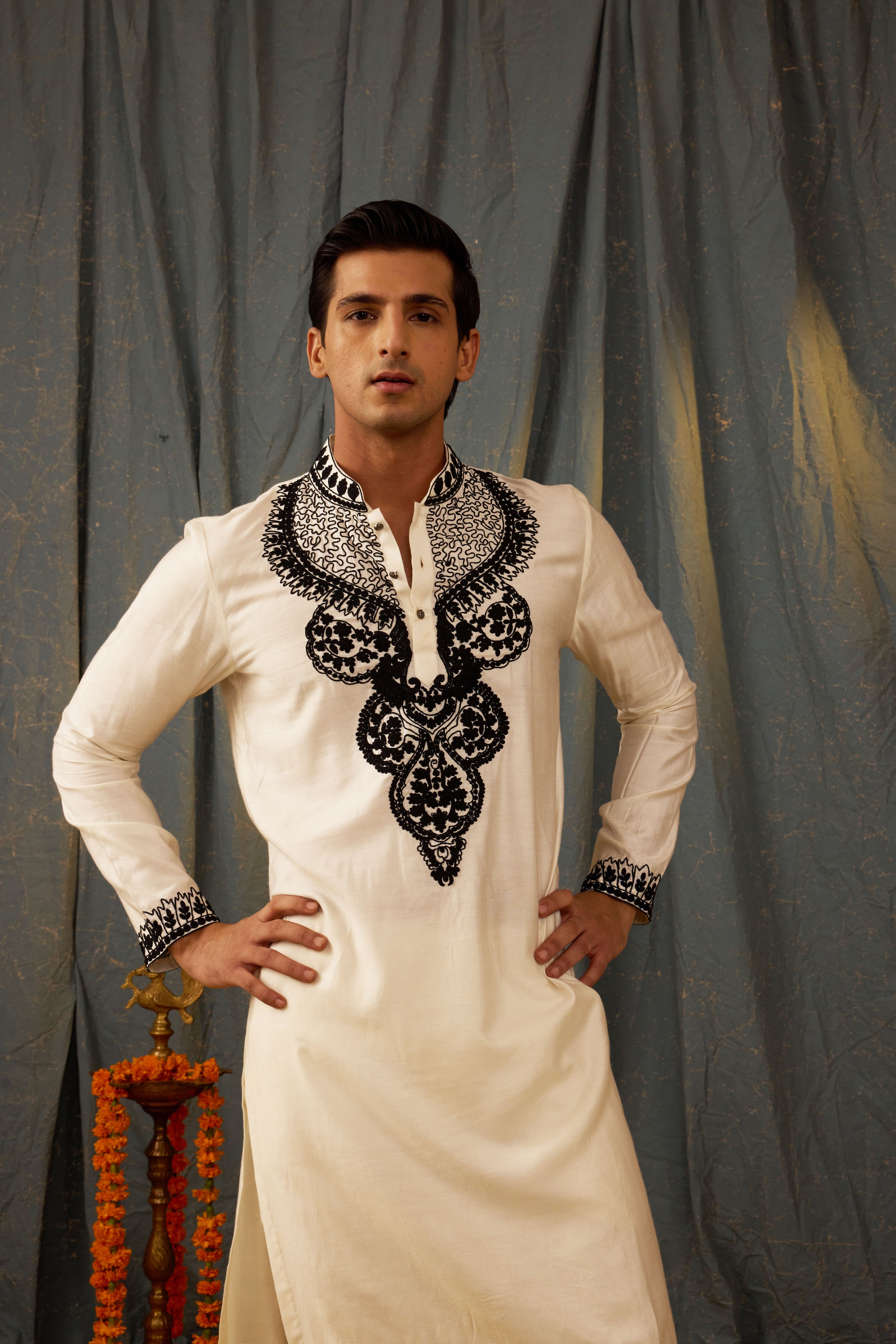 Ivory Eclipse Kurta Set